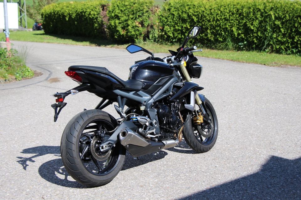 Triumph Street Triple ABS + Bike Ankauf + Finanzierung in Dachau