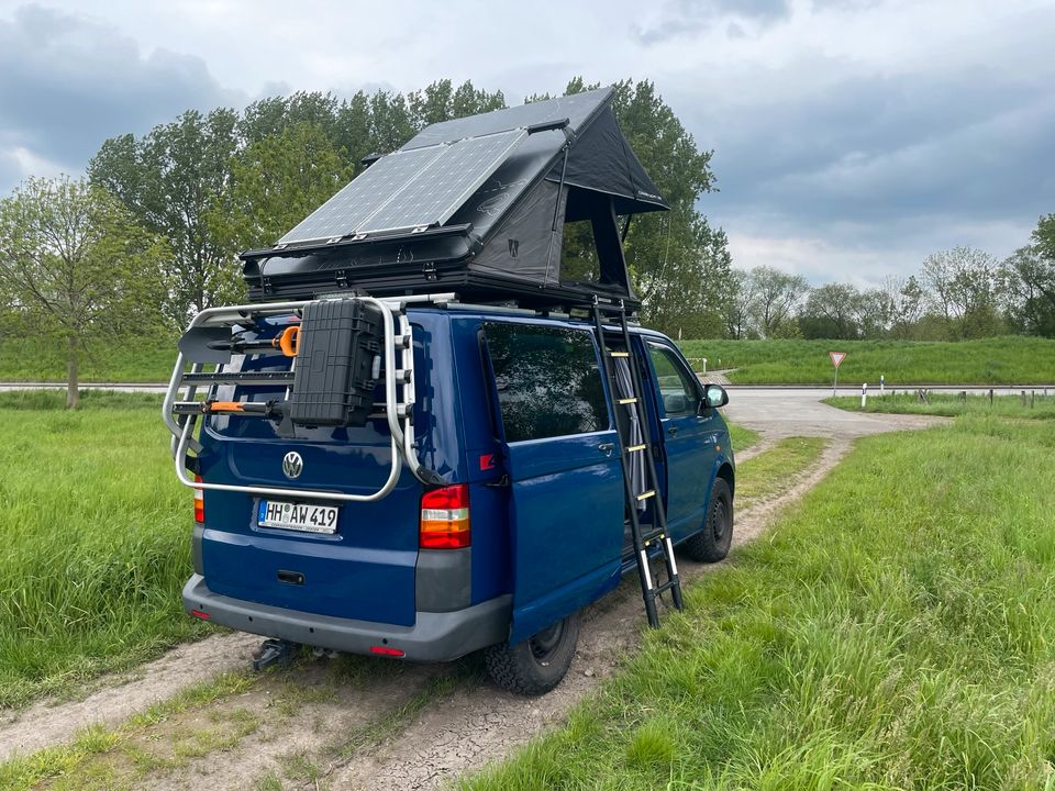 VW T5 4 Motion Camper mit Dachzelt (ähnl. California, Beach) in Hamburg