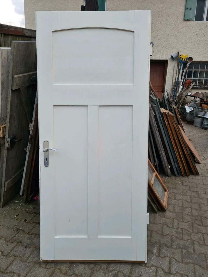 Türen ,Garderobe, Sichtschutz in Mietingen