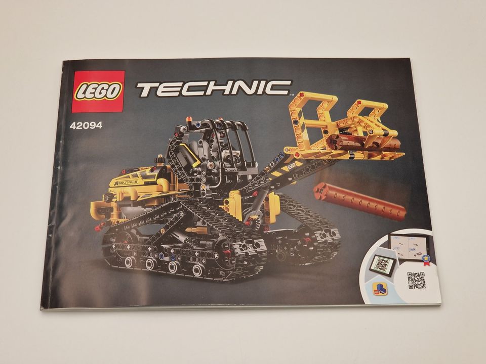 LEGO 42094 – Technik Raupenlader in Schaalby