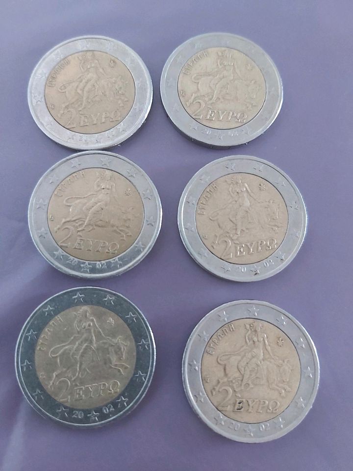 9 Stück 2 euro kursmünzen in Berlin