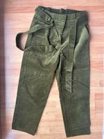 Boden Cordhose Kord grün Highwaist mit Schleife Gürtel 34 36 Düsseldorf - Stadtmitte Vorschau