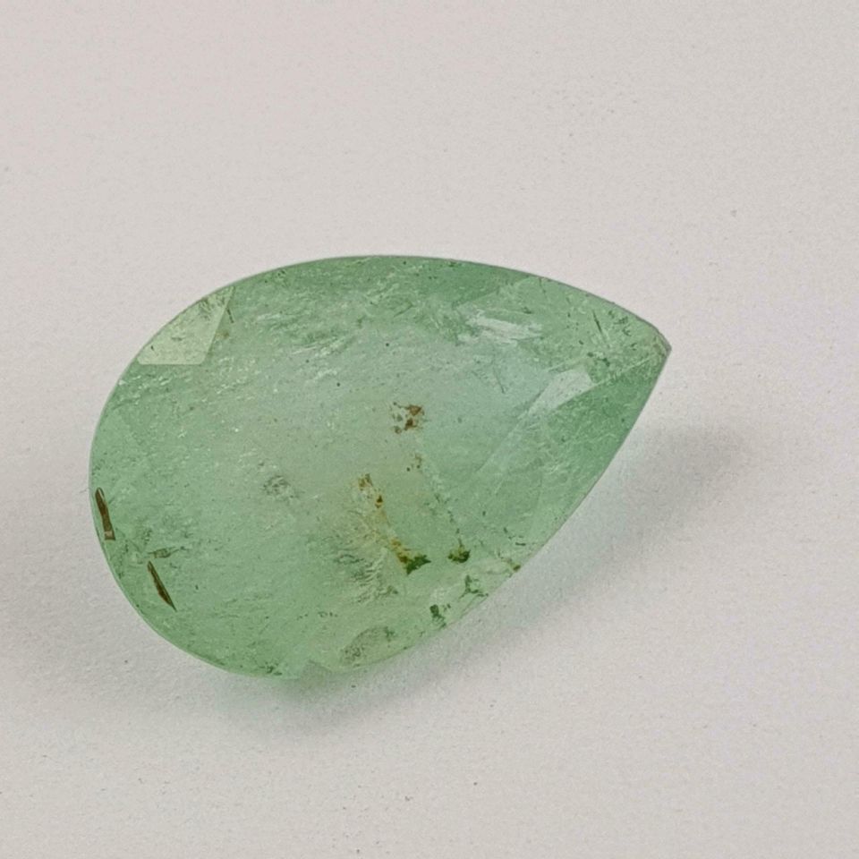 Echter großer fac. Smaragd Tropfen ( 10,12 Carat ) Sambia / hell in Recklinghausen