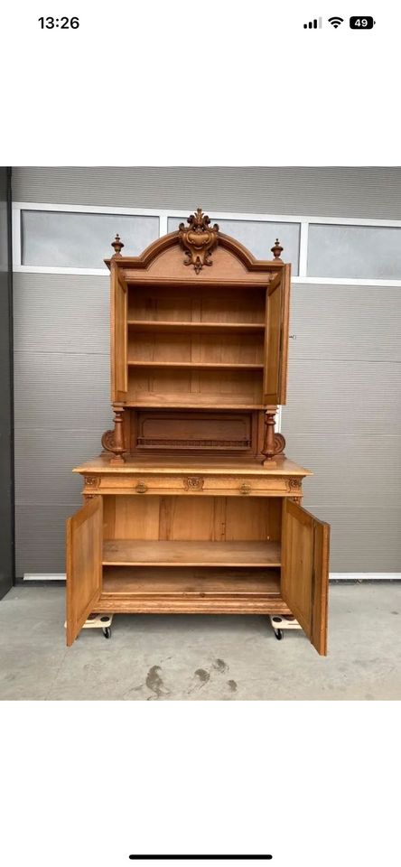 Antiker Buffetschrank Louis Phillipe. 152x264x58cm in Düsseldorf