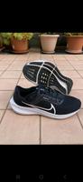Nike pegasus 40 air zoom Größe 42 schwarz weiß Brandenburg - Woltersdorf Vorschau