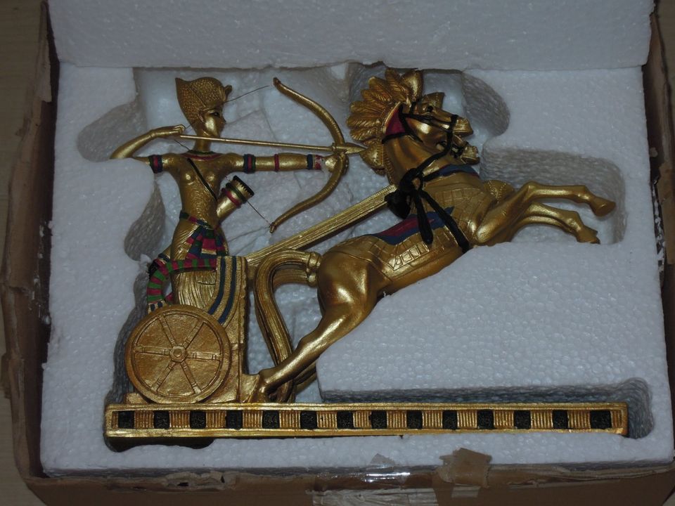 Statue Figur Ägyptischer Kampfwagen NEU in Selb