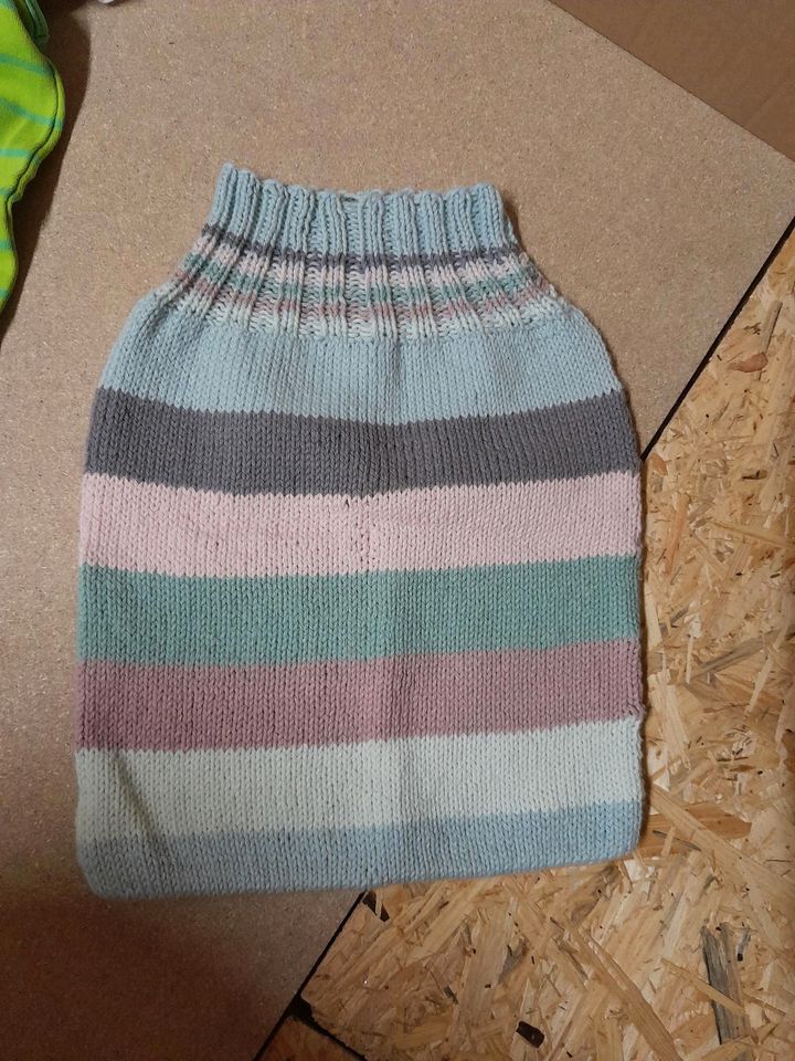 Selbstgestricktes outfit Pucksack Strampler bodies etc. 56 in Hilpoltstein