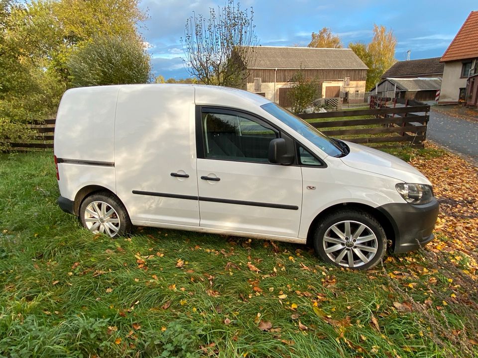 VW Caddy 1,6 in Ostrau