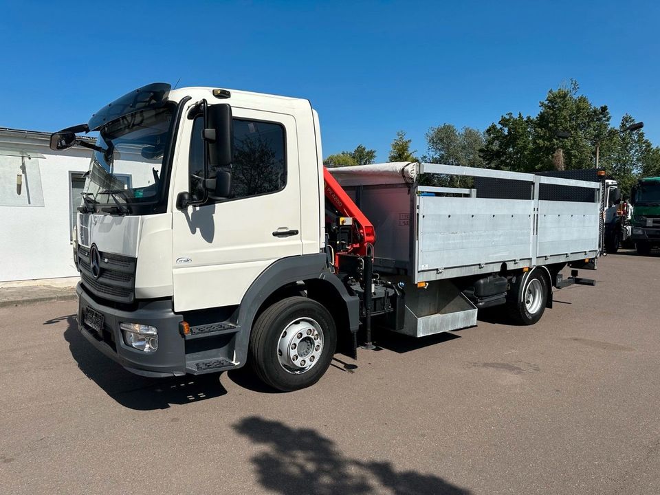 Mercedes-Benz Atego 1222 4x2 Pritsche KRAN Funk Greifer Ladeb. in Weißenfels