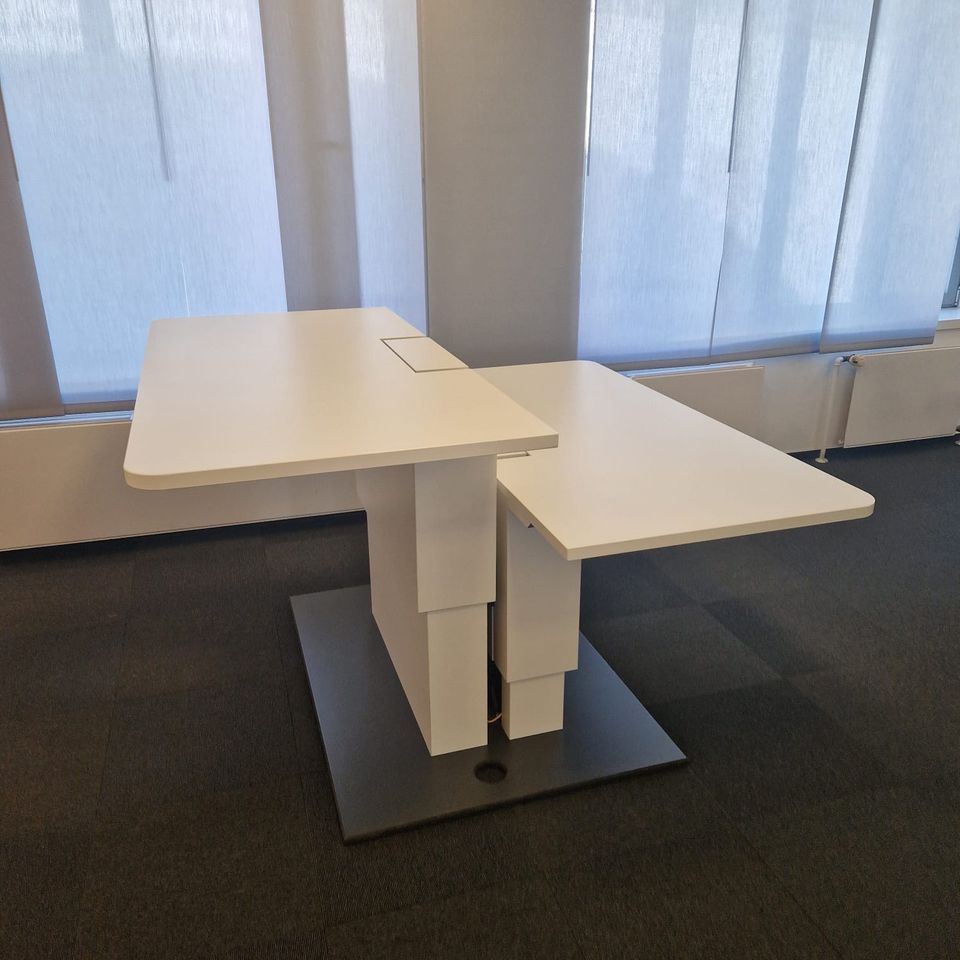 15 x Elektrischer Tisch / Steh Sitz Tisch / Schreibtisch / Ergonomie / Designtisch / Bench in Linden