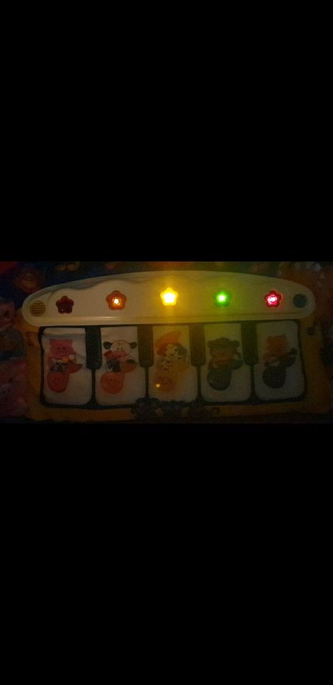 Tolles Fisher Price Piano • Funktioniert einwandfrei! in Alsdorf