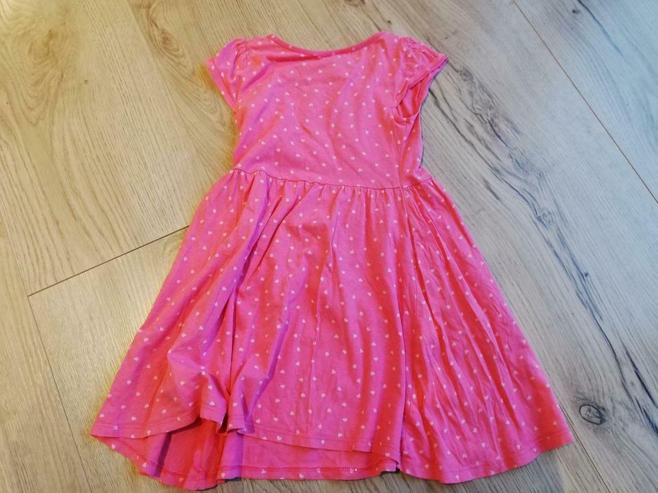 Kleid mit Ärmel, Größe 110 /116, H&M, pink mit weißen Punkten in Wienhausen