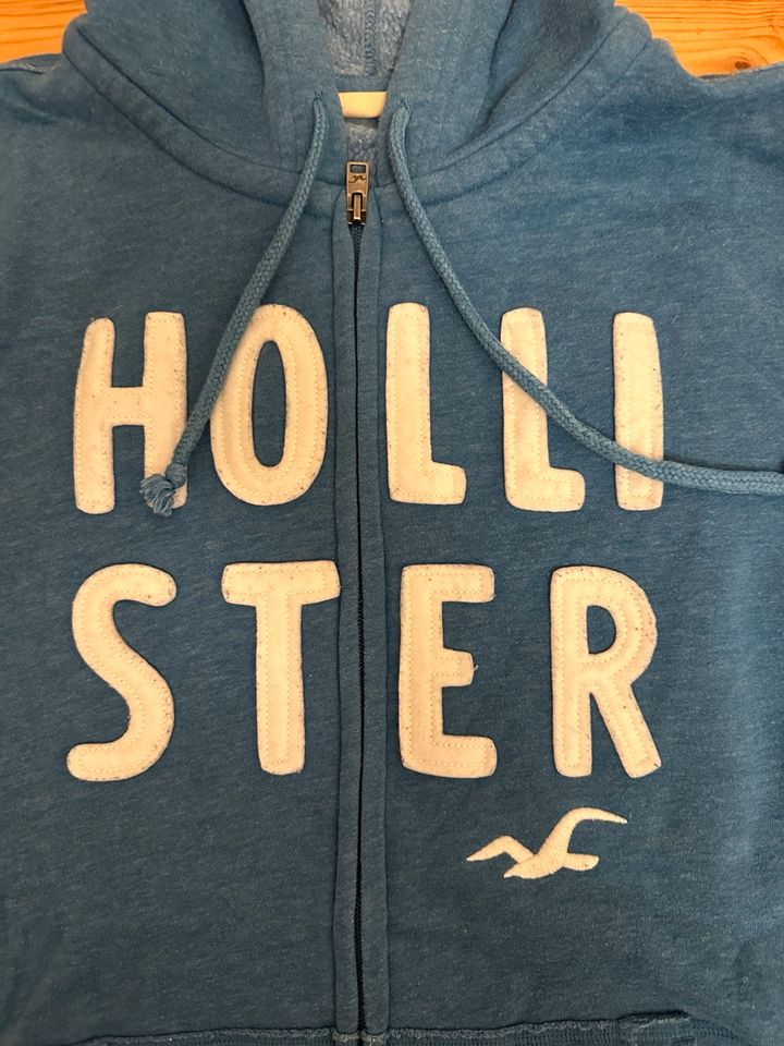 Hollister Sweat Jacke Pulliver Hoodie M Blau in Berlin