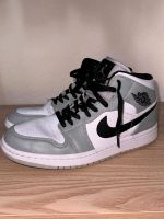 Jordan 1 Mid Light smoke Grey Hessen - Gelnhausen Vorschau