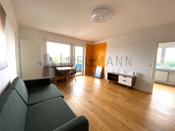 Moderne 2 Zimmer Wohnung mit Blick über die Dächer von Walldorf in Mörfelden-Walldorf