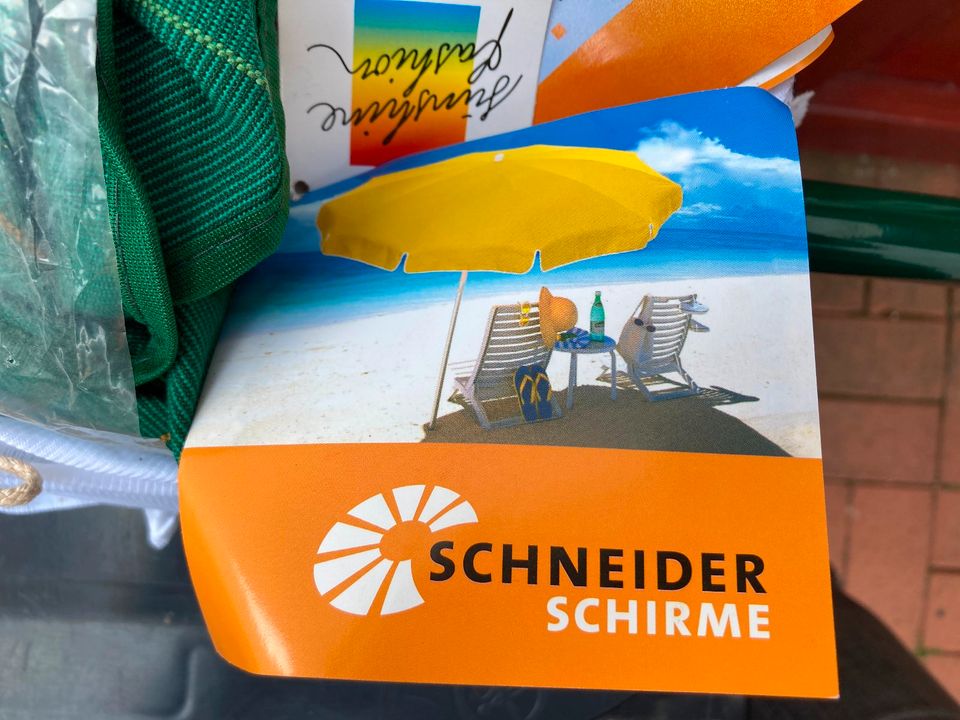 grüner Schneider-Sonnenschirm, ungenutzter Artikel, ca. 200 cm in Diekholzen