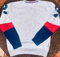 Sweatshirt von Review Gr.164 super Zustand Berlin - Köpenick Vorschau