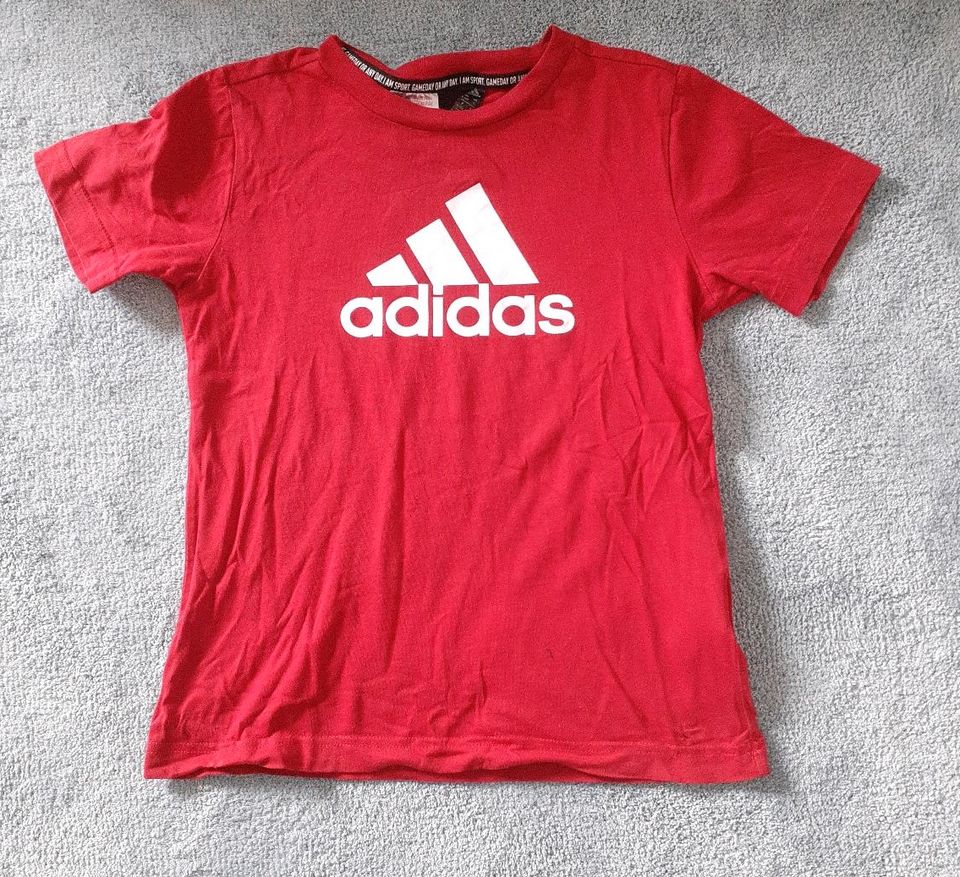 Jungen Adidas T-Shirt Gr. 140 9-10 Jahre in Frankfurt am Main