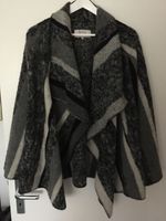 Warme Wolljacke/Strickjacke schwarz/grau gestreift,oversized,Zara Berlin - Charlottenburg Vorschau