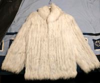 Original Pelzjacke Blaufuchs Saga Fox Gr. 42 Hoch- und Neuwertig Nordrhein-Westfalen - Frechen Vorschau