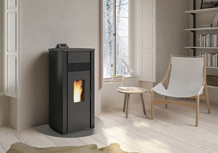 Pelletofen Palazzetti Lia Schwarz 2,9-8 kW in Witten