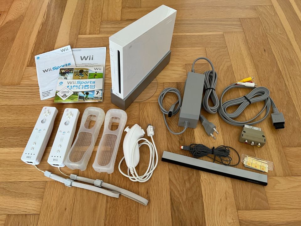 Nintendo Wii Konsole vollständig - voll funktionsfähig in Leipzig