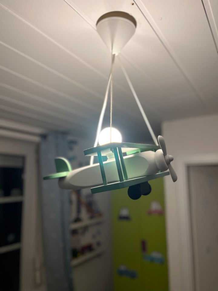 Hochwertige Flugzeuglampe Kinderzimmer in Bad Frankenhausen/Kyffhäuser