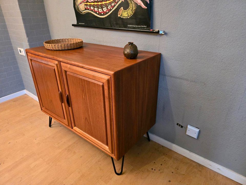 Teak Sideboard Kommode 70er Vintage Danish Design Mid Century in Hürth