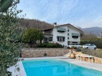 Pool-Villa mit Bergblick, 6 Zi.,rund 100 Olivenbäume, nahe dem Gardasee München - Altstadt-Lehel Vorschau