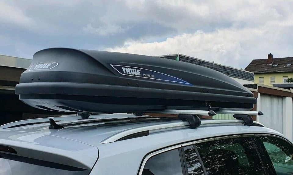 Thule Pacific 700 Dachbox günstig Mieten 460L in Rheinbach