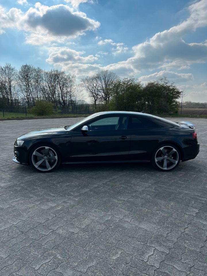 Audi RS5 4,2 FSI V8 in Coesfeld