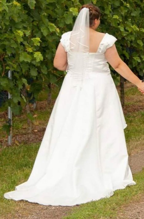 Brautkleid Hochzeitskleid Amera Vera b 85 ivory Größe 54 in Rheinbrohl