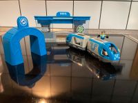 Brio Smart Tech Werkstatt plus Lok mit Fahrer Holzeisenbahn Nordrhein-Westfalen - Hemer Vorschau