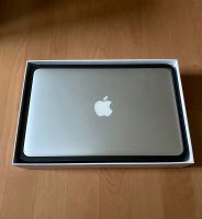 Apple Mac Book Air 11 Zoll, kleiner Defekt sonst ok Niedersachsen - Hambühren Vorschau