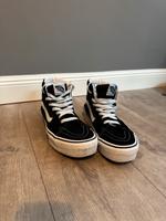 Vans - Schwarz weiß - Dicke Sohle - 40 Schleswig-Holstein - Rohlstorf  Vorschau