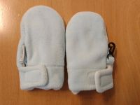 Hellblaue/weiße warme Baby Wende-Handschuhe von Sterntaler Nordrhein-Westfalen - Rüthen Vorschau
