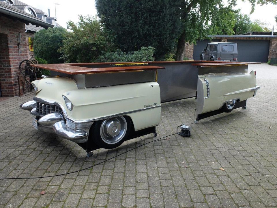 original Cadillac von 1956 als Umbau zur XXL Theke Tresen Bar in Viersen