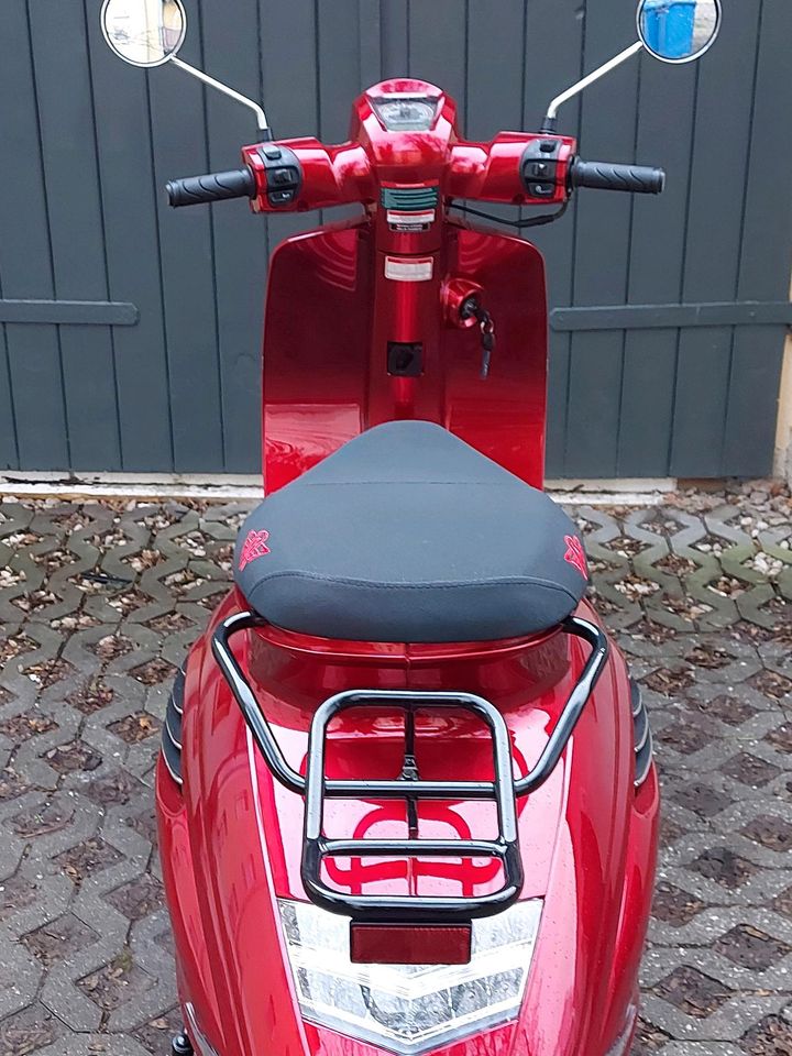 Motorroller Zündapp Bella R50 (45km/h) Neufahrzeug in Zwickau