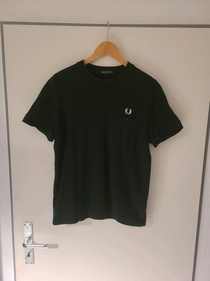 Fred Perry Shirt in Essen