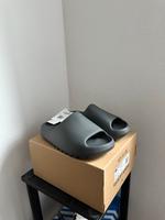 Adidas Yeezy Slide Granite Baden-Württemberg - Reutlingen Vorschau