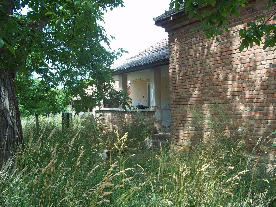 Ungarn: Haus, Scheune und Ställe auf 2.882m² Grund, Nähe Balaton in München