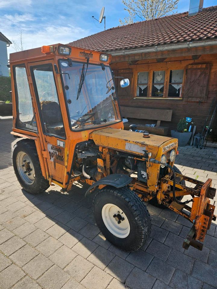 Traktor Schanzlin, klein Traktor, Winterdienst in Häg-Ehrsberg