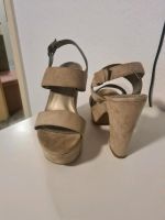 Hohe Schuhe in beige Brandenburg - Prötzel Vorschau