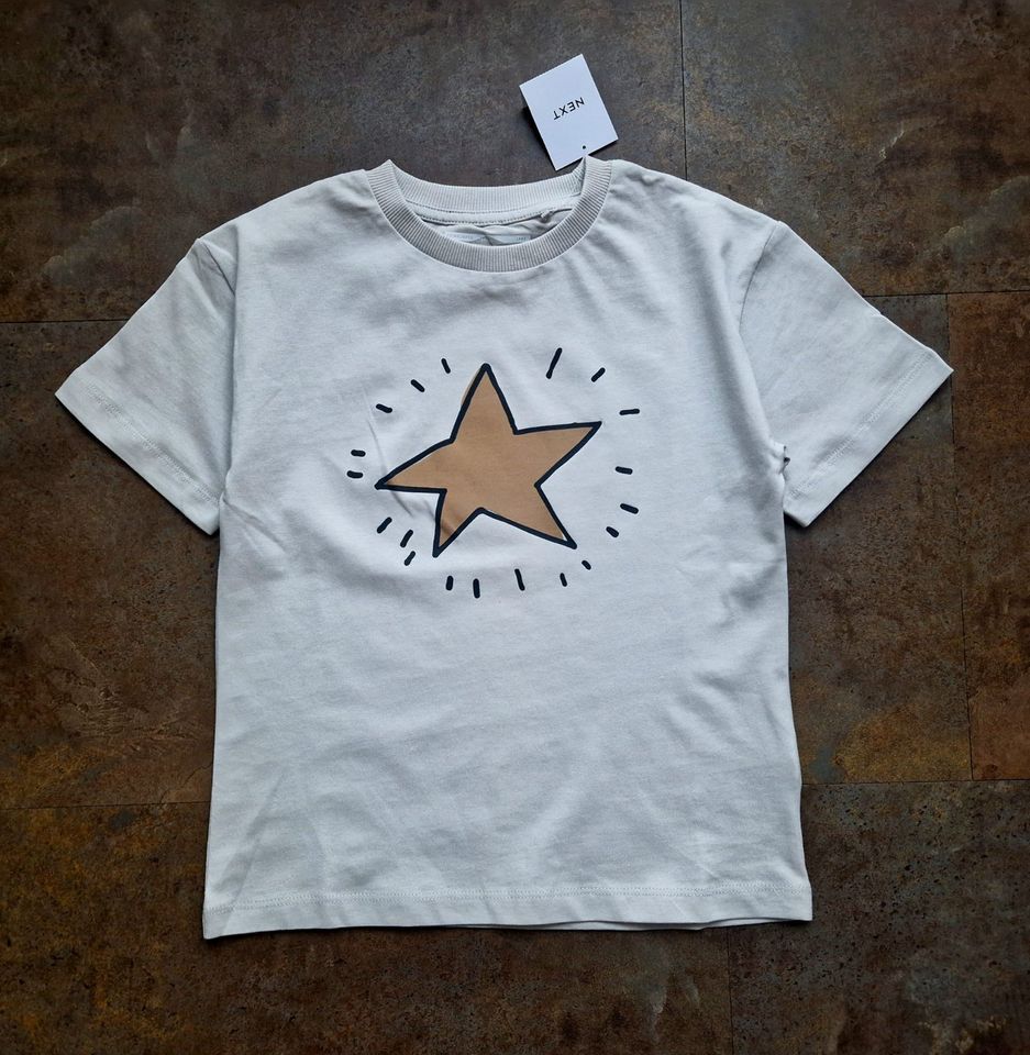 Next Jungen T-Shirt Stern kurzarm beige neu 18-24/92 littlebee in München