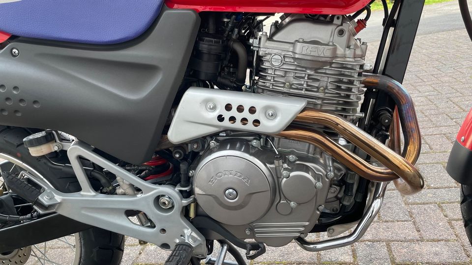 Honda SLR 650, sehr gepflegt, wenig km in Schenklengsfeld