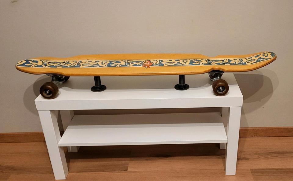 Skateboard Upcycling Bank Ikea Lack Hacks  DIY  Unikat Temperguss in Hamburg