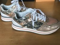 Super Damensneaker in rosegold Schlangenoptik weiss Nordrhein-Westfalen - Hilden Vorschau