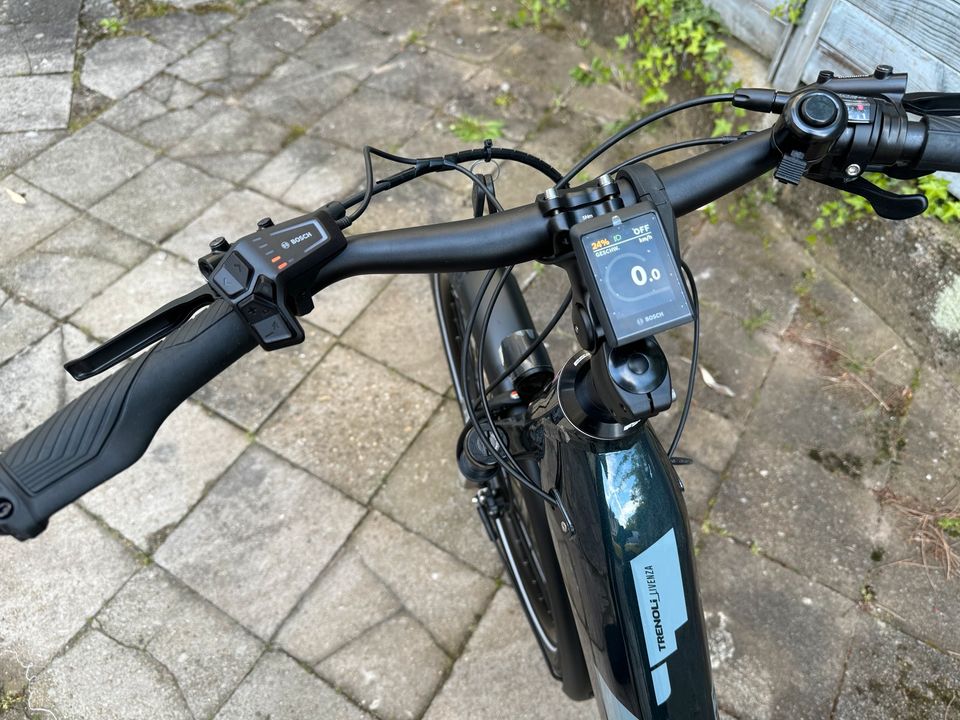 TRENOLI LIVENZA classico Gr.M NEU E-Bike BoschCX750Wh SmartSystem in Karlsruhe