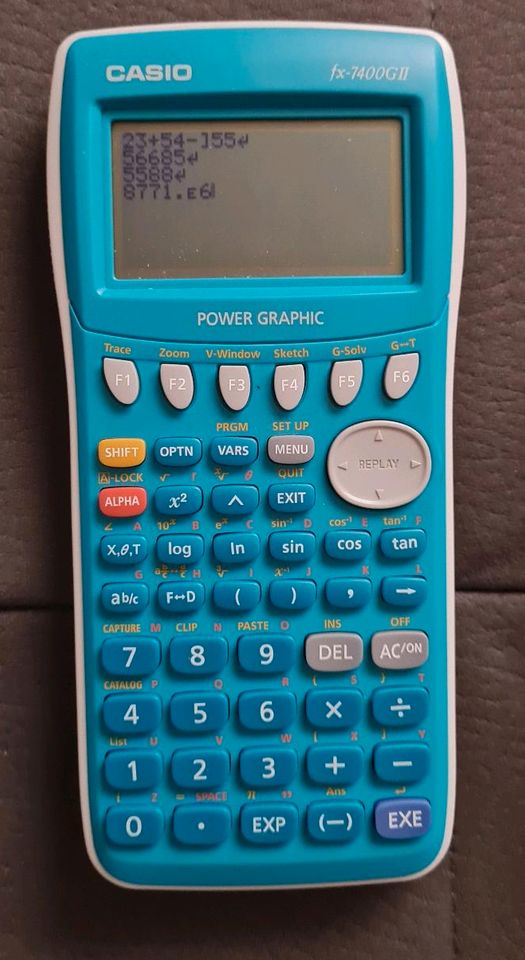 Casio fx-9750GII grafikfähiger Taschenrechner in Gerbrunn