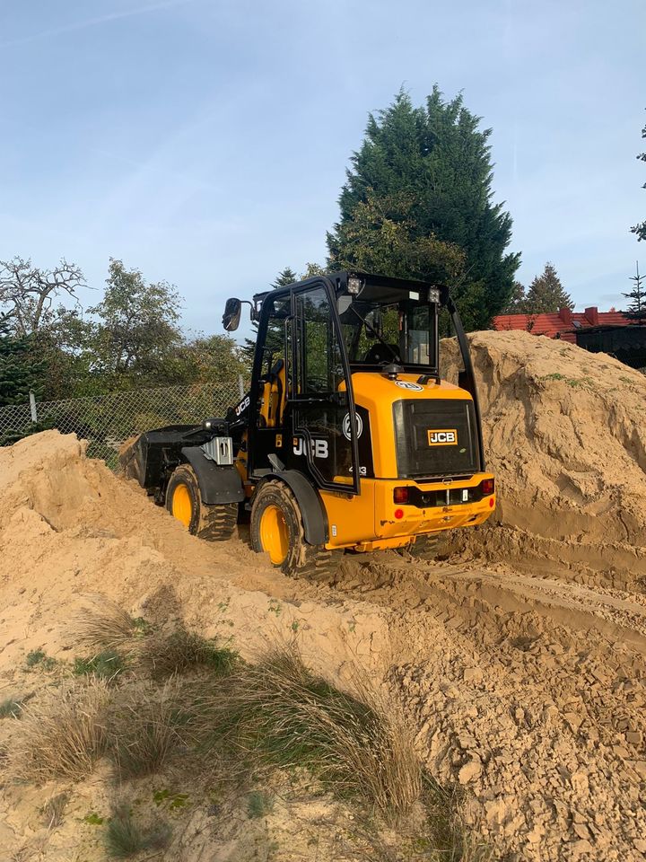 Minibagger Bagger Radlader Baumaschinen Mieten Vermieten in Bersteland